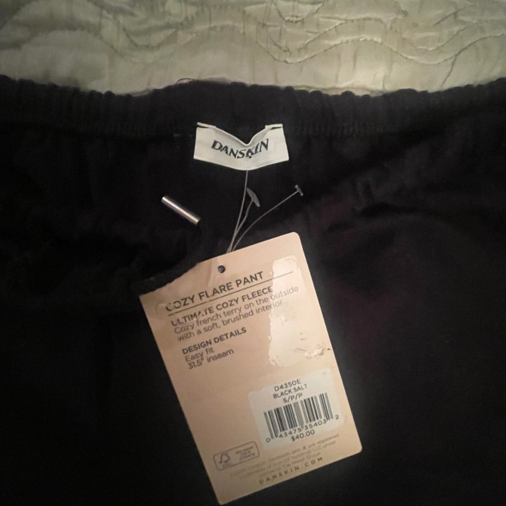 Danskin S black cotton/spandex NWT
